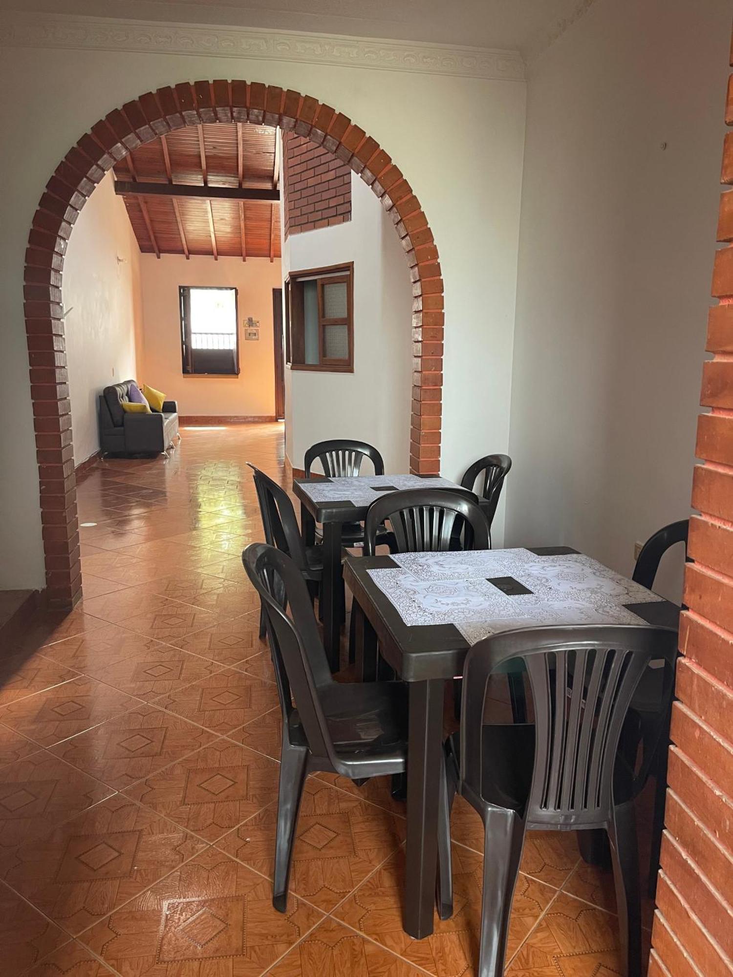 Hostel La Hormiga 바리차라 외부 사진