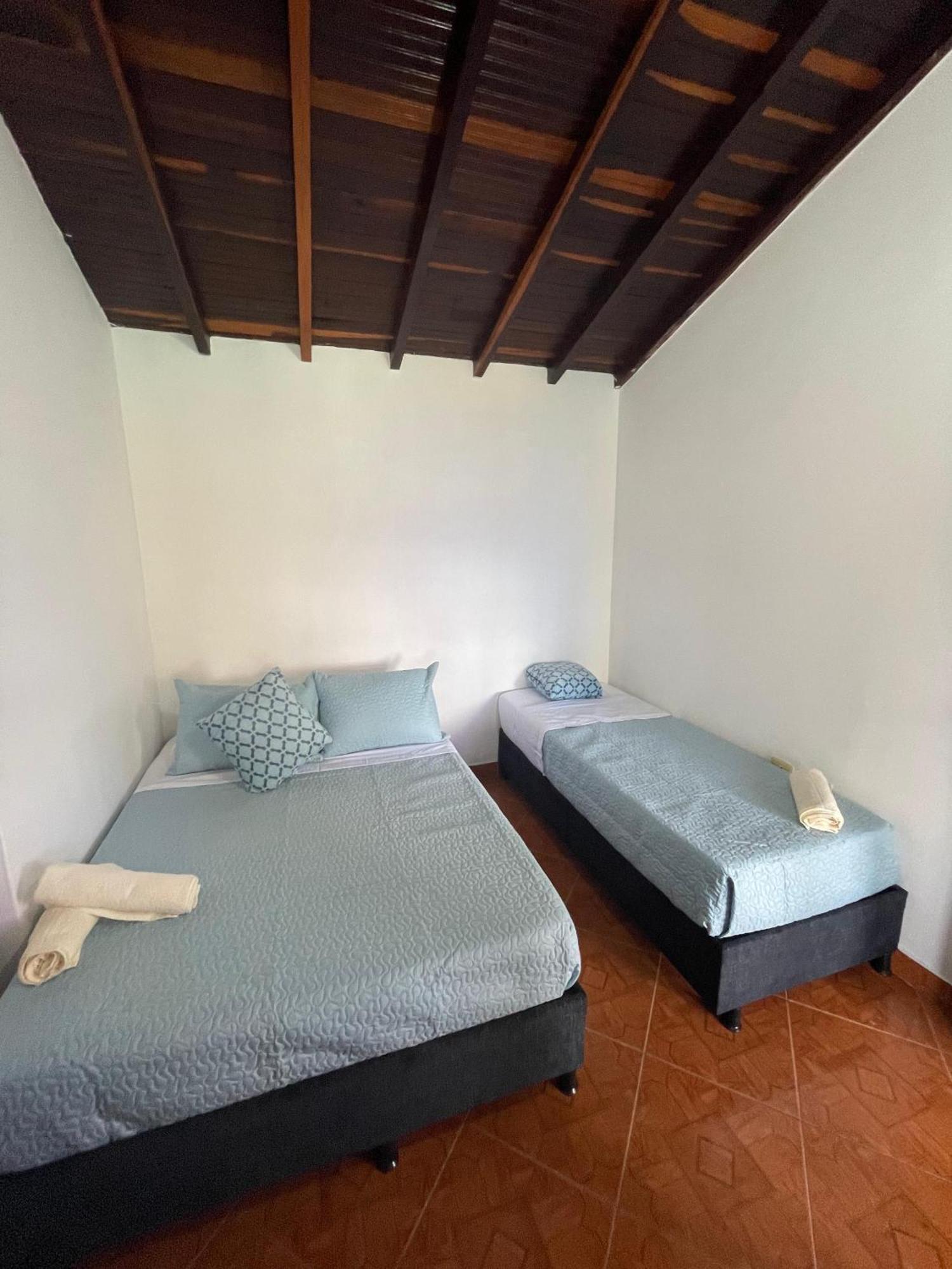 Hostel La Hormiga 바리차라 외부 사진