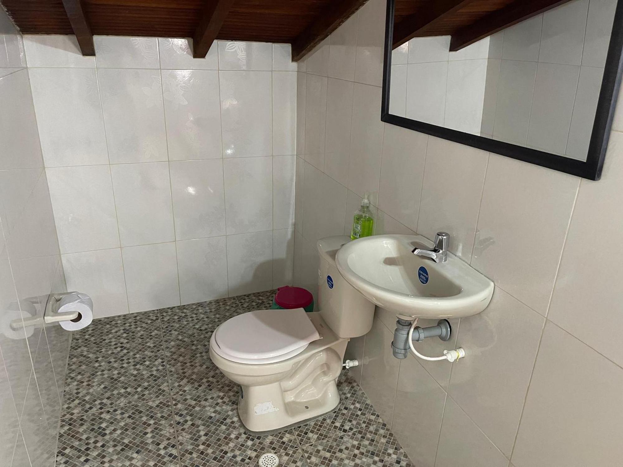 Hostel La Hormiga 바리차라 외부 사진